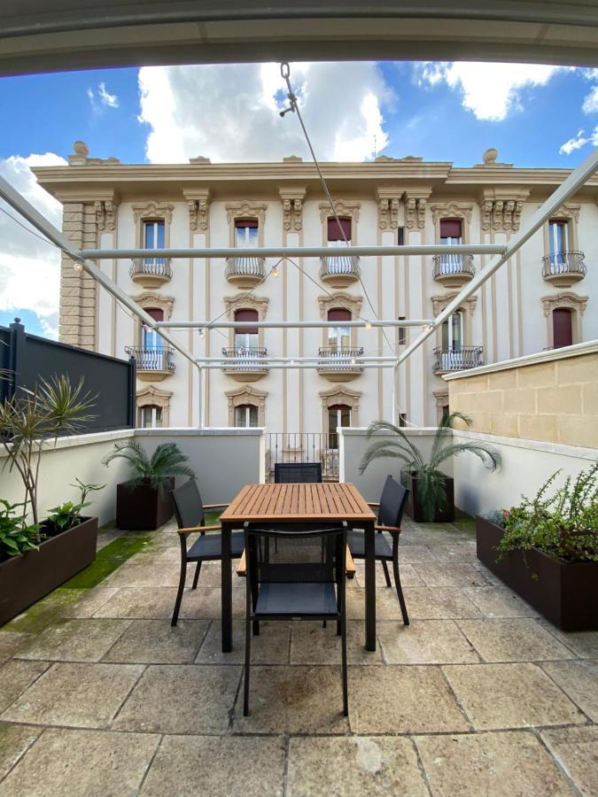 Blu Mazzini 1 - Appartamento Luxury Con Terrazza Privata Lecce Exterior foto
